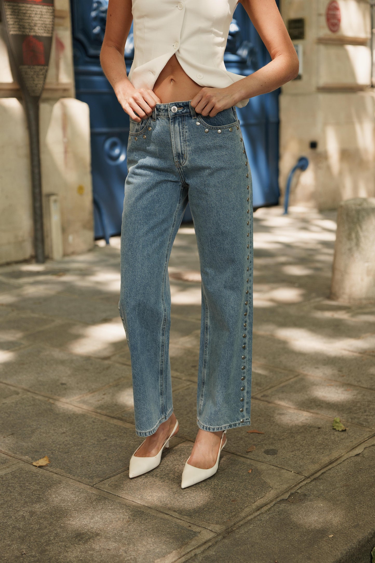 Jean Riley - détails cloutés